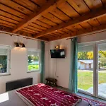 Non Stop 3 Tatil Evi