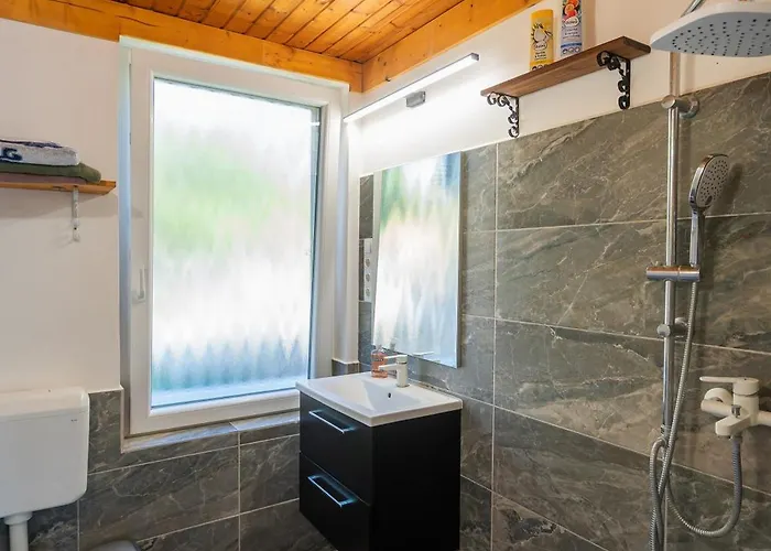 Semesterbostad Non Stop 3 *